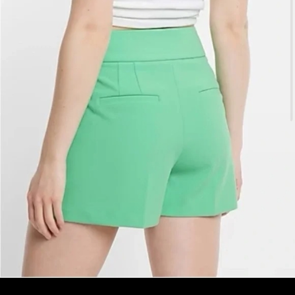Express Stylist Super High Waist Green Shorts - Picture 2 of 6